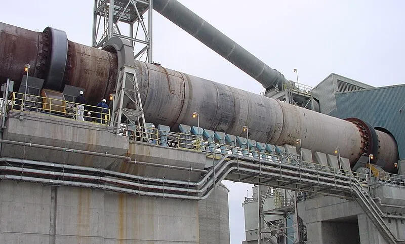 The Selection of Raw Material Preparation Technology in Cement Manufacturing Plant