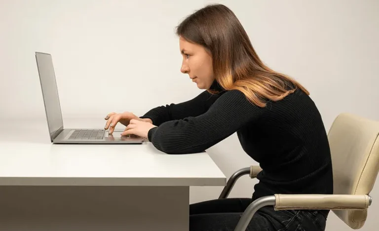 Posture Correction in Manchester